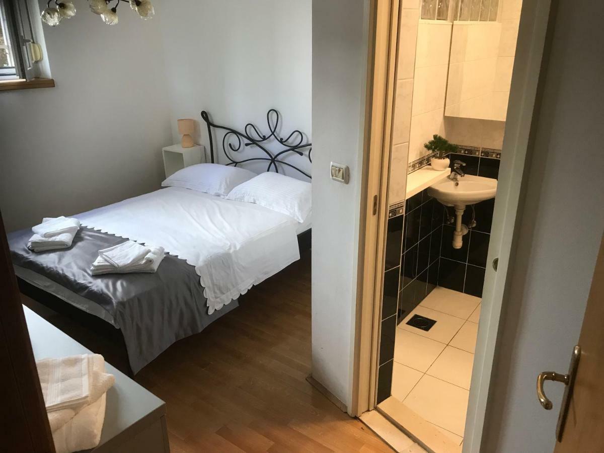 Blue Harmony Apartment สปลิท ภายนอก รูปภาพ