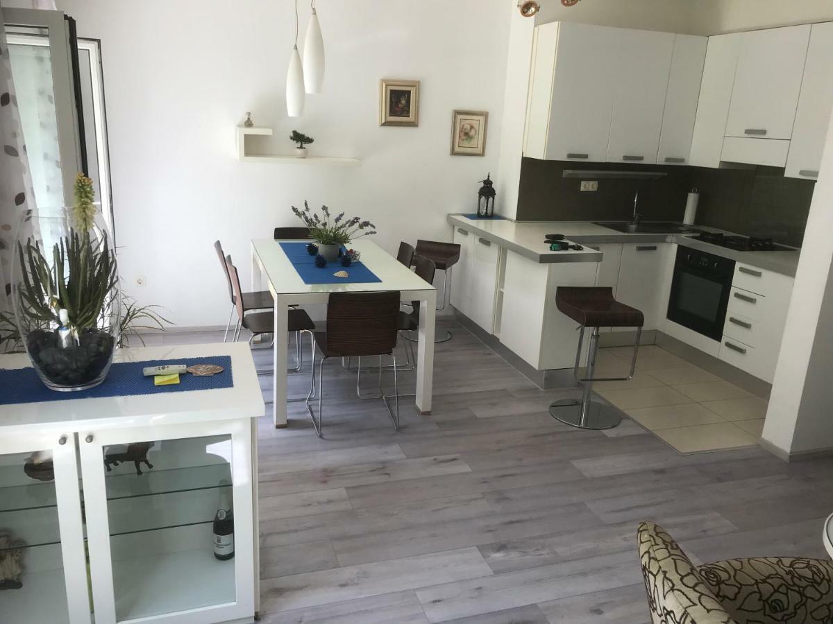 Blue Harmony Apartment สปลิท ภายนอก รูปภาพ